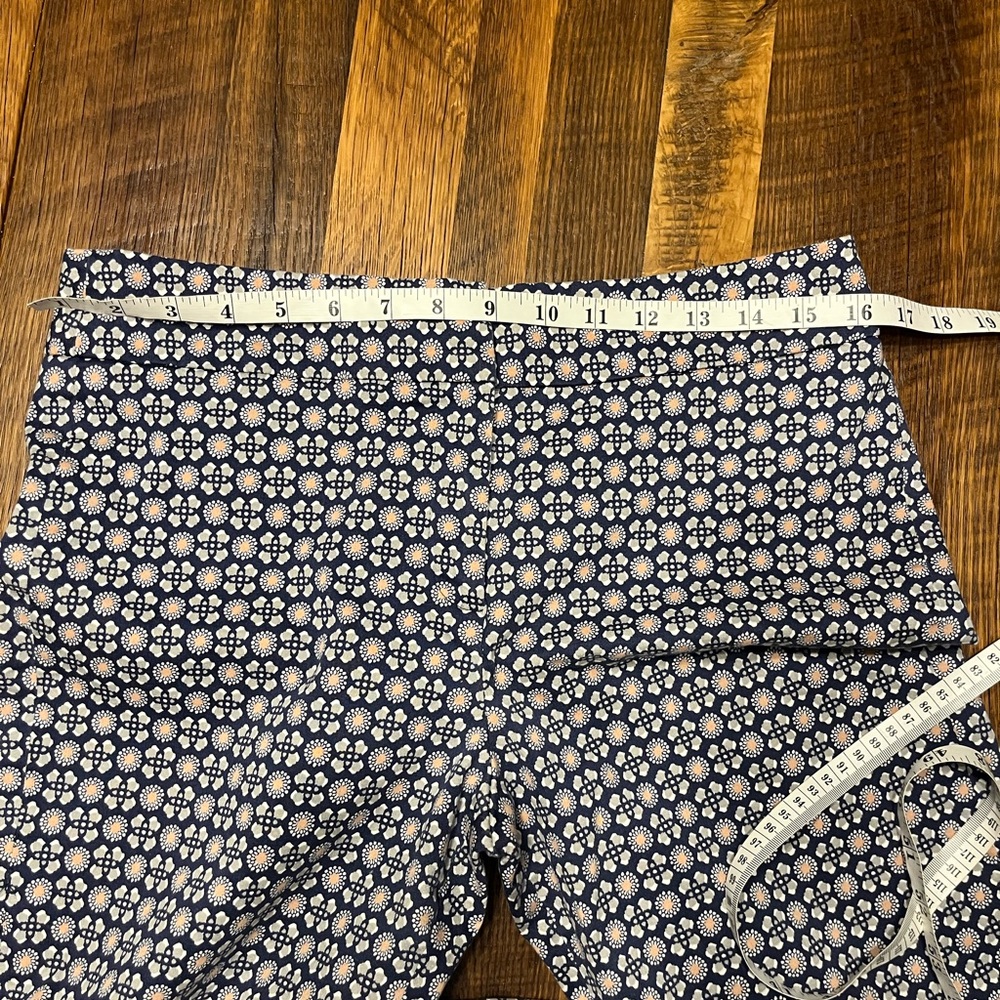 Zac & Rachel Navy and Cream Patterned Cropped Pants - Picture 5 of 7